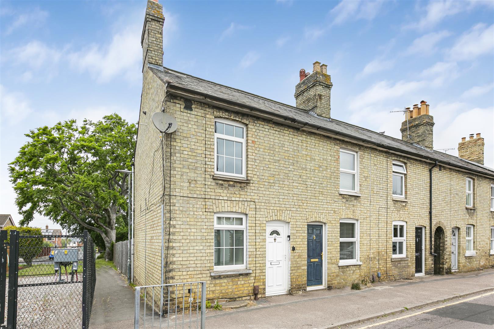 2 Bedroom for sale in Royston Cheffins Cambridge Sales